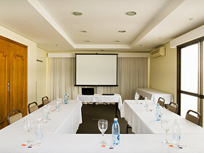 Hotel Intercity De Belas